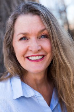 Джоан Финдли