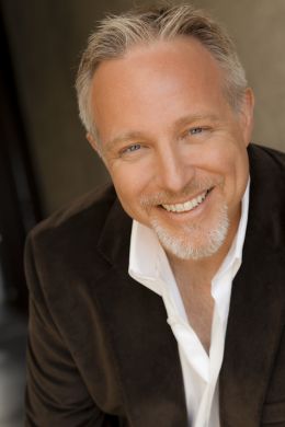 Джеймс Халлетт