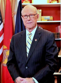 Пэт Робертс