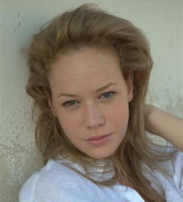 Микаэла Элкин