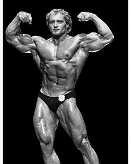 Роджер Уокер