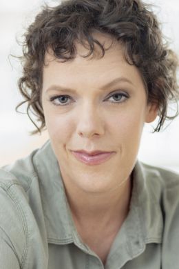 Amanda Bruton