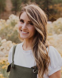 Линдси Нилсон