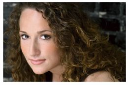 Кэйтлин Абрамс