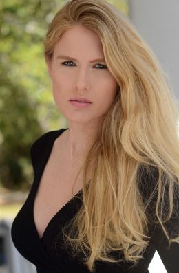 Ребекка Томпсон