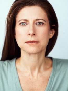 Лена Камински