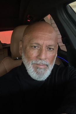 Мэнни Дортэнивес