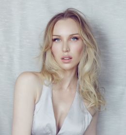 Джорджина Моффат