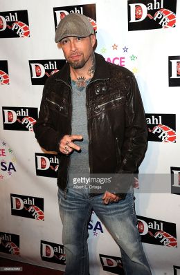 Дэвид Доссетт