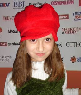 Андреа Иветт Еросс