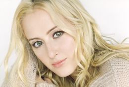 Кэйтлин Бенсон