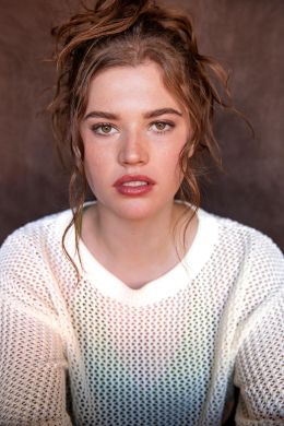 Авалон Стоун