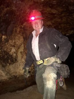 Джек У. Питерс