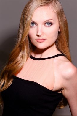 Скарлет  Каммингс