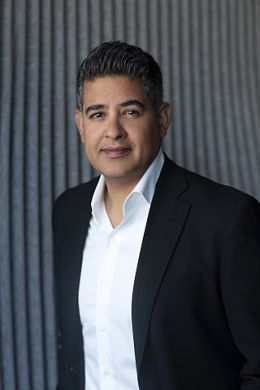 Винни Малхотра