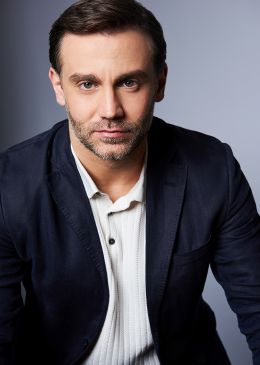 Эшли Табатабаи