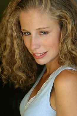 Дженнифер Брок