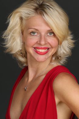 Эйприл Бракер