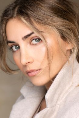 Эмелиа Хартфорд