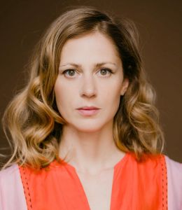 Katharina Schlothauer