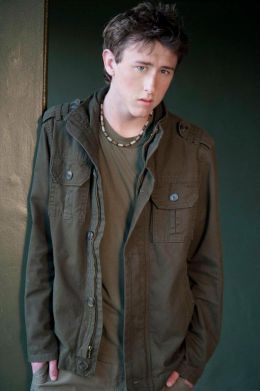 Долтон Олив