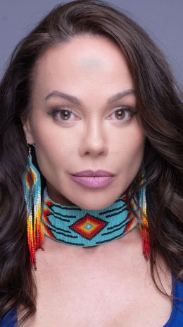 Kimberly R Jones