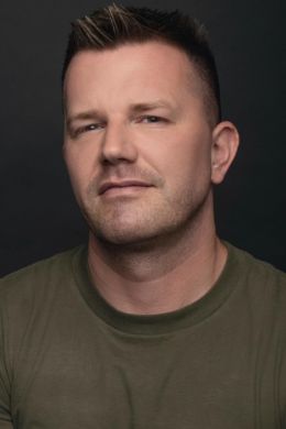 Лео Ричардсон