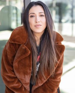 Андреа Замора