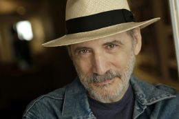 Генри Пэкер