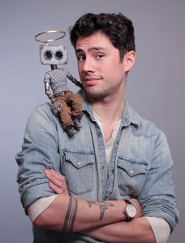 Джулиан Кури