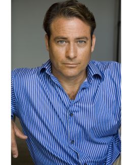 Kelly R. Thomas