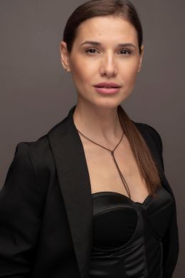 Ioana Picos