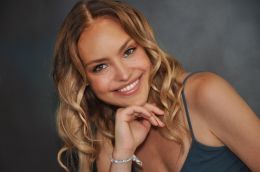 Кортни Клотц