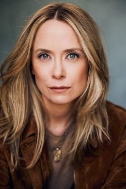 Стефани Ганн