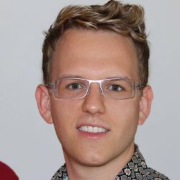 Такер Симмонс