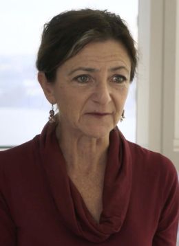 Хелен Бенедикт