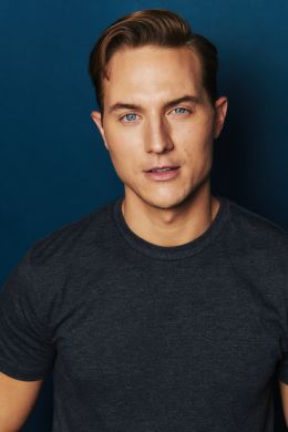 Майкл Старр