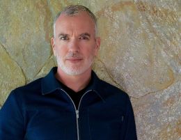 Нил Беннетт