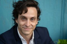 Зак Роджерс