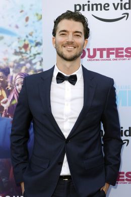 Мишель Томас