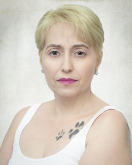 Анна Рэй