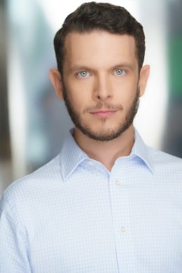 Джордж Стивес