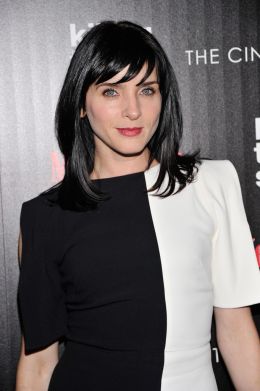 Мишель Хикс