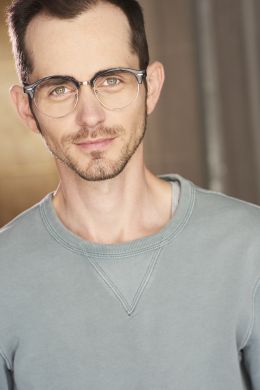 Майлз Купер