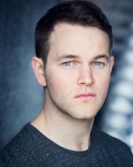 Дэниэл Истон