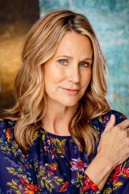 Элисон Миллер