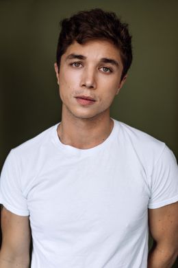 Китон Каплан