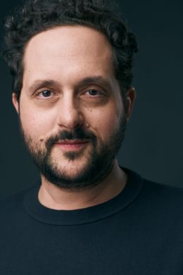 Lee Zarrett