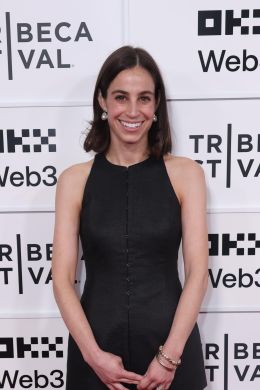 Холли Сигел