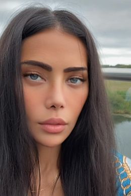 Элиза Кортес